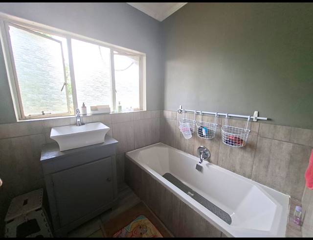 4 BEDROOM HOUSE FOR SALE IN MEYERTON CENTRAL